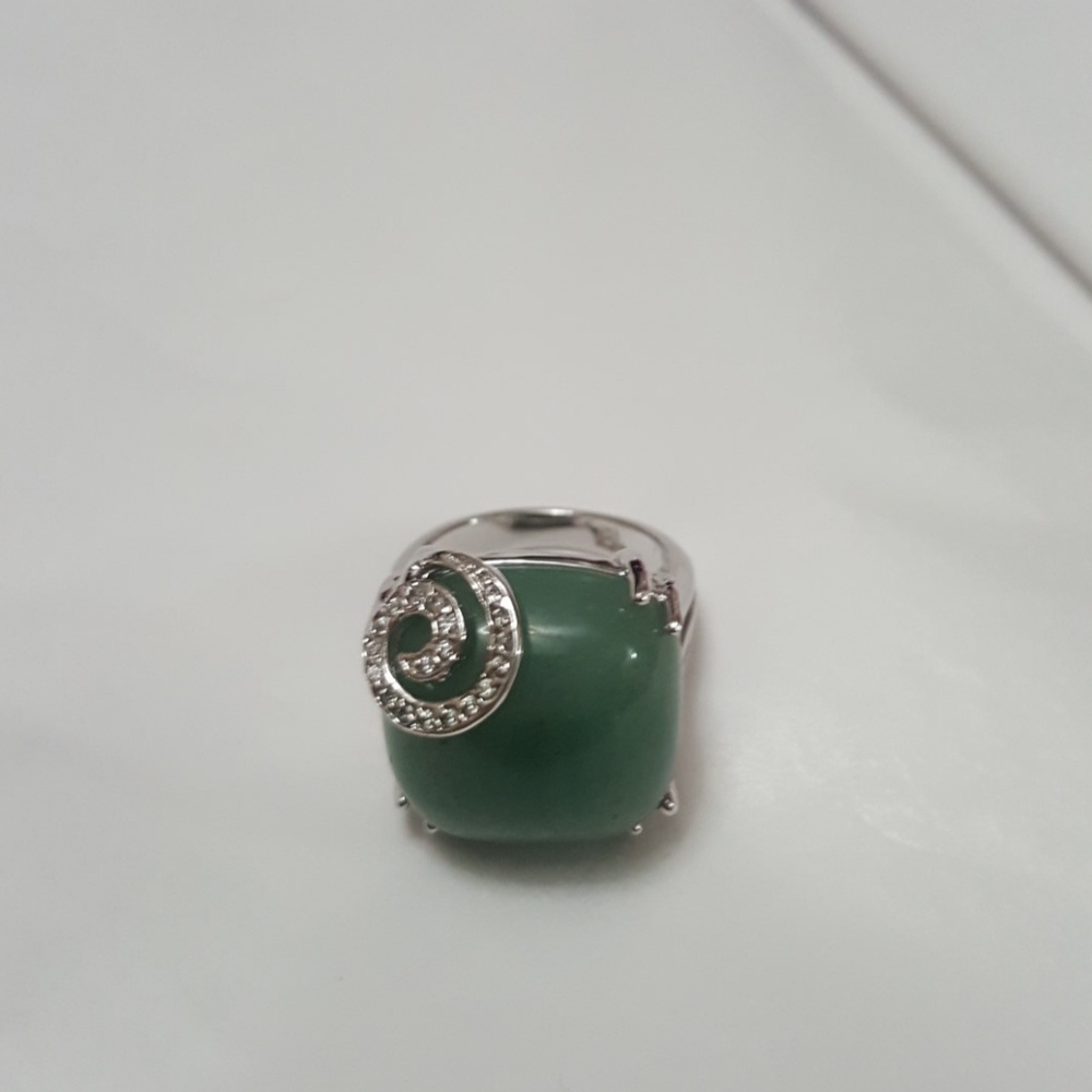Lia Sophia fashion statement ring